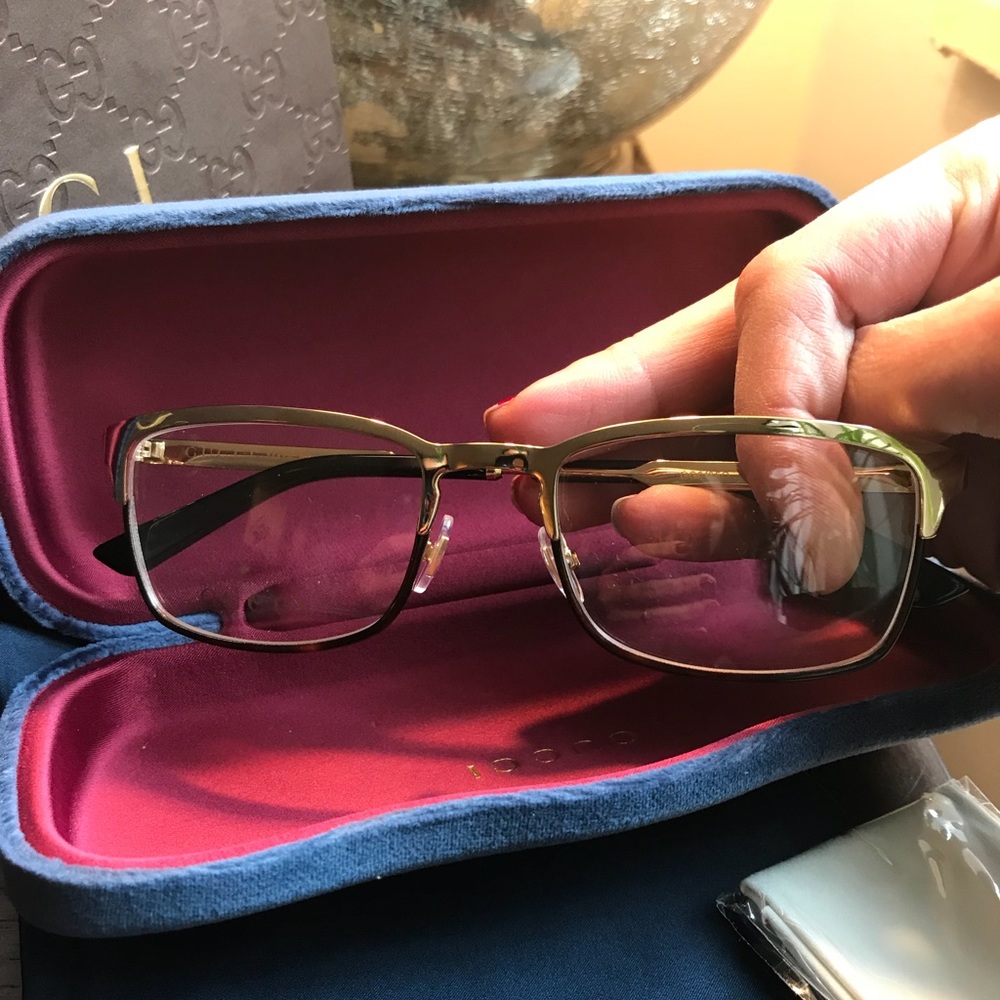 On Hold⛔️Authentic Gucci 52m Gold/Acetate optical - Picture 3 of 8